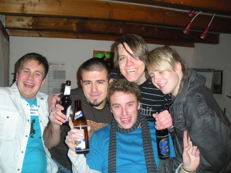 From left to right: }Finn{, Stanko, t-chen, Unlix and obi_de